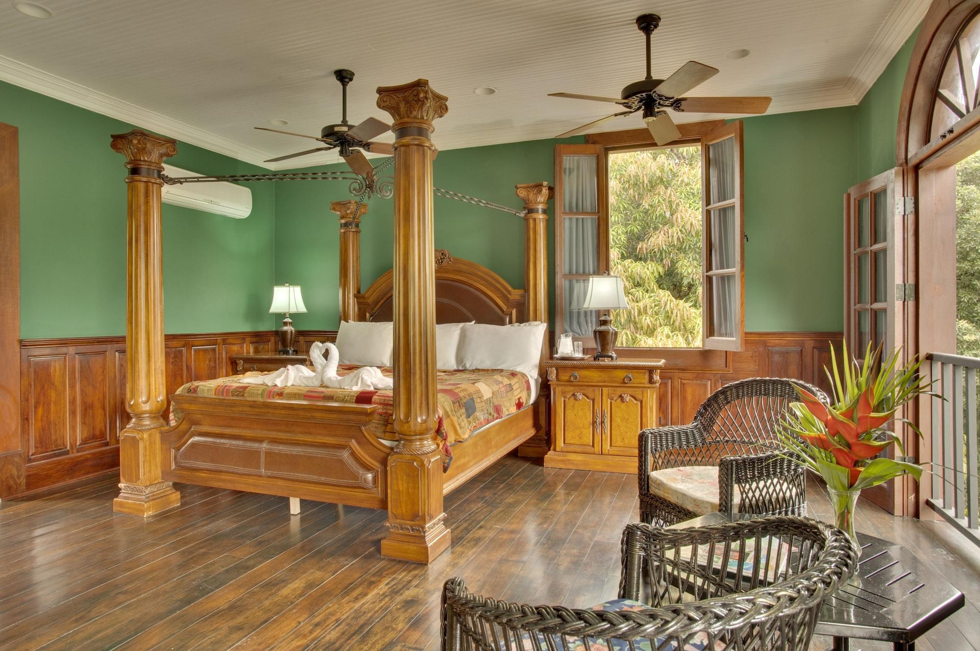 Mahogany Hall ซานอิกนาซิโอ ภายนอก รูปภาพ