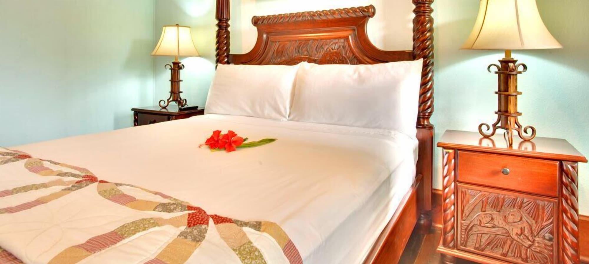 Mahogany Hall ซานอิกนาซิโอ ภายนอก รูปภาพ