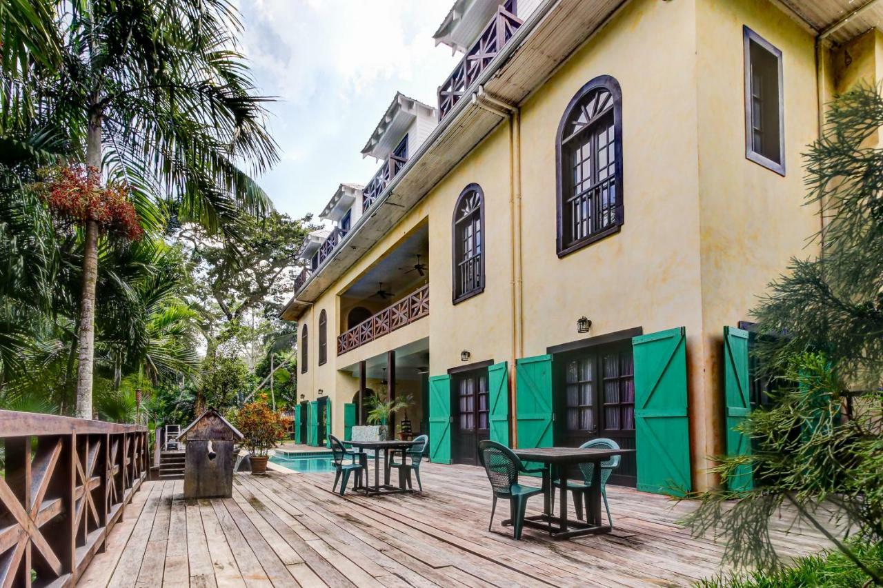 Mahogany Hall ซานอิกนาซิโอ ภายนอก รูปภาพ